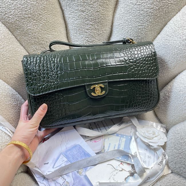 Chanel Crocodile Embossed Maxi Flap bag AS6231 green&gold-Tone Metal