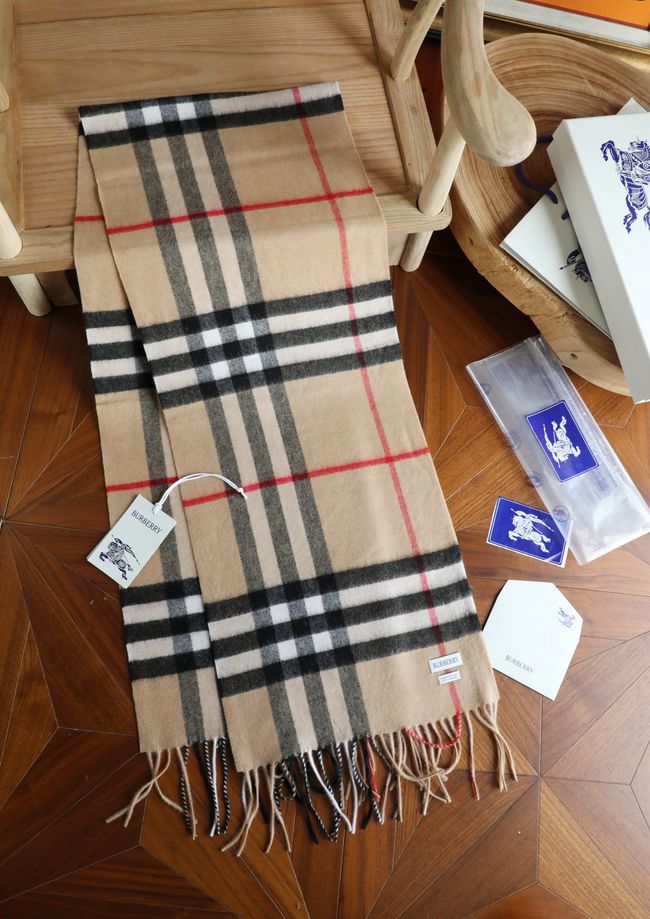 Burberry cashmere scarf BU0027-1