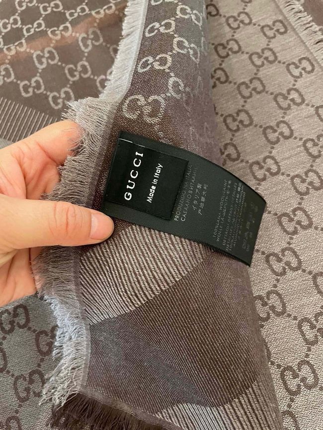 Gucci Shawl Wool Silk and Cotton 06389-2