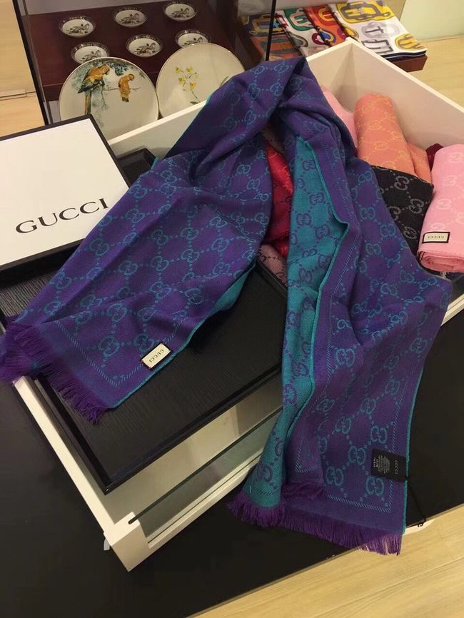 Gucci cashmere scarf 06390-1