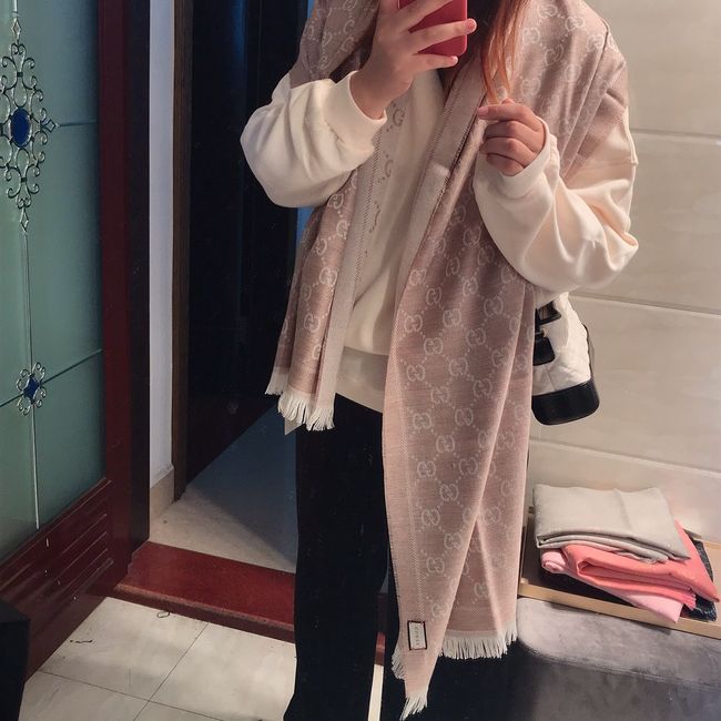 Gucci cashmere scarf 06390-3