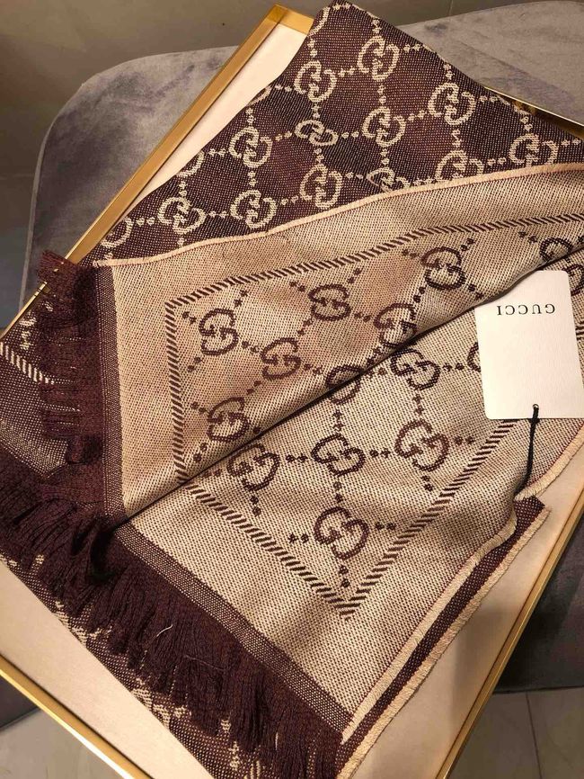 Gucci cashmere scarf 06390-4