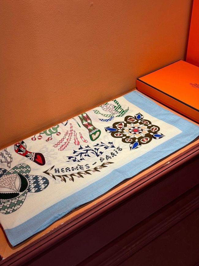 Hermes cashmere Shawl H24436-3
