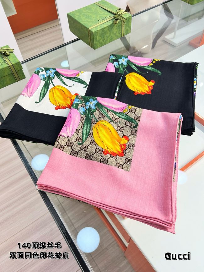 Gucci cashmere Shawl 06392-1