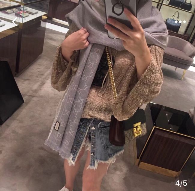 Gucci cashmere scarf 06390-7