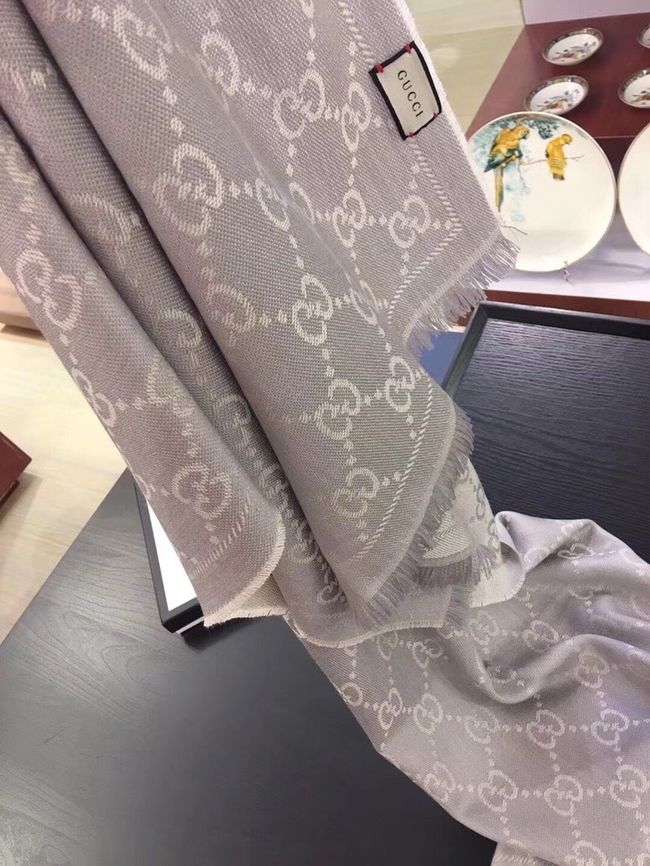 Gucci cashmere scarf 06390-7