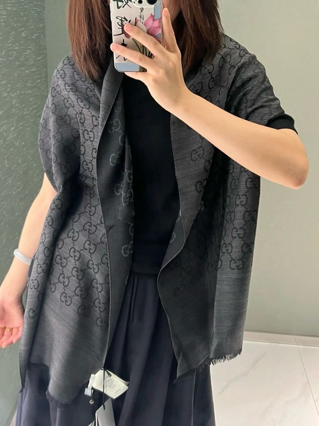 Gucci cashmere scarf 06393-1