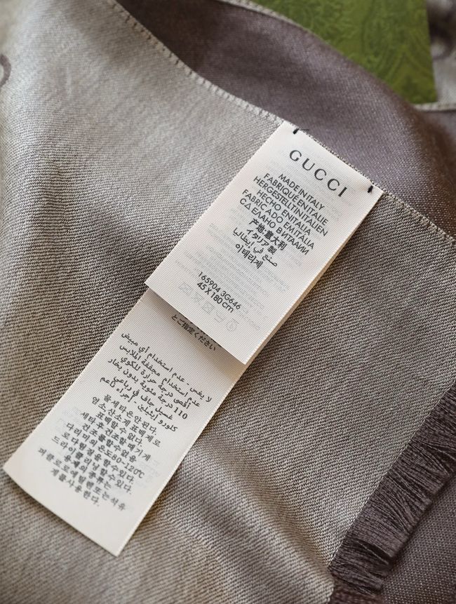 Gucci cashmere scarf 06393-3