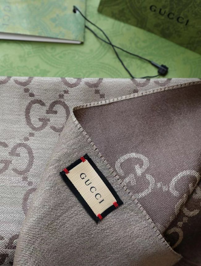 Gucci cashmere scarf 06393-3