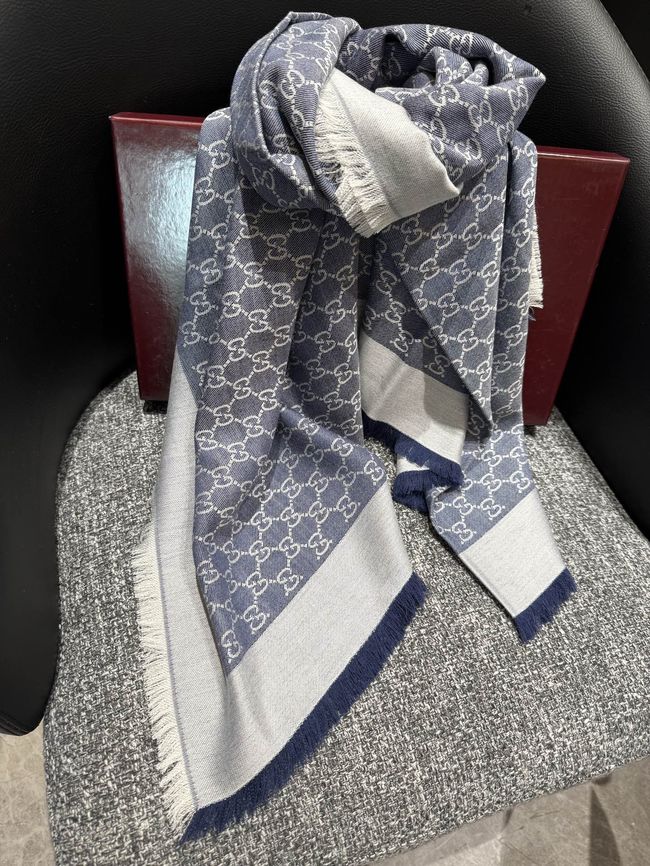 Gucci Printed GG wool silk shawl 873730-1
