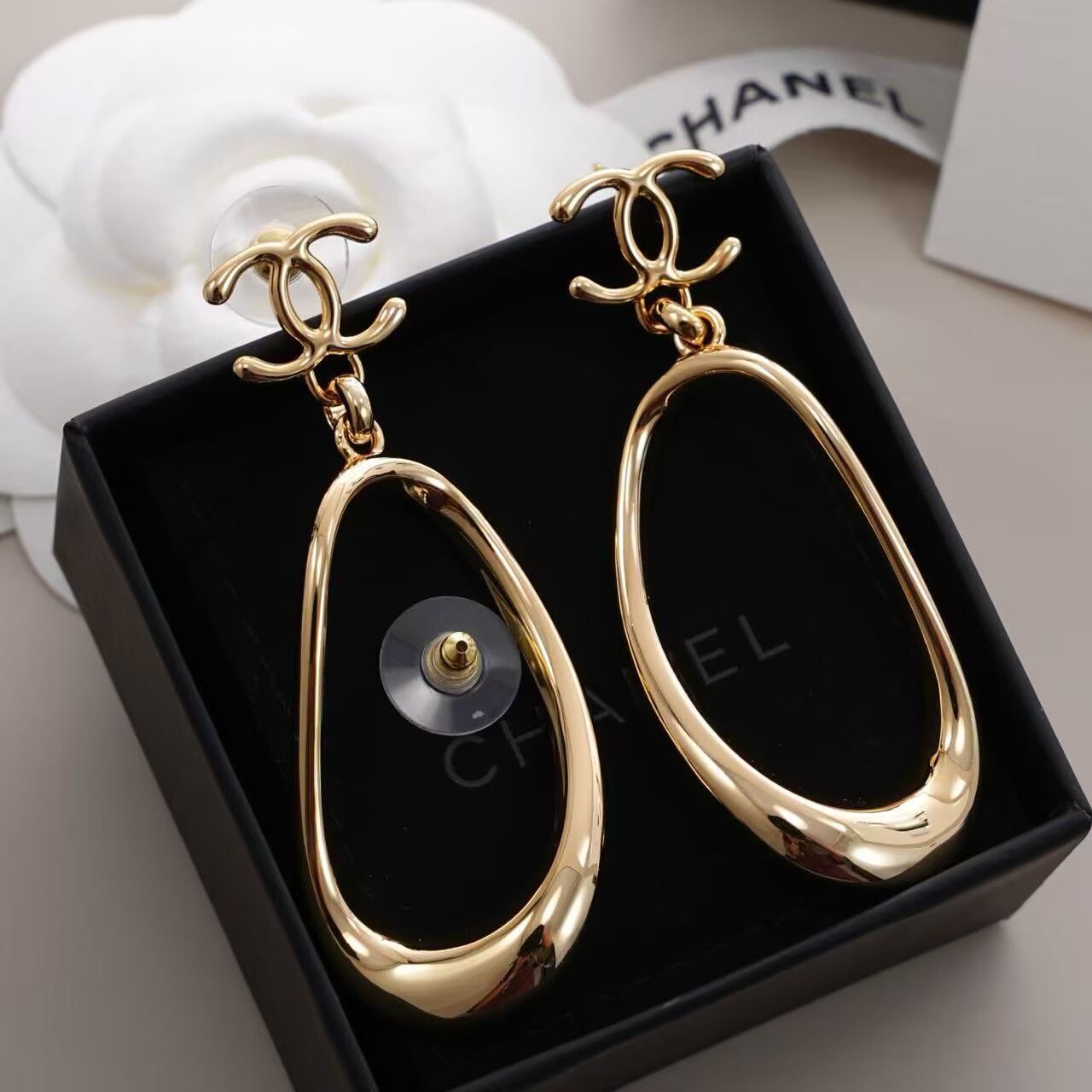 Chanel Earrings CE70312 Gold