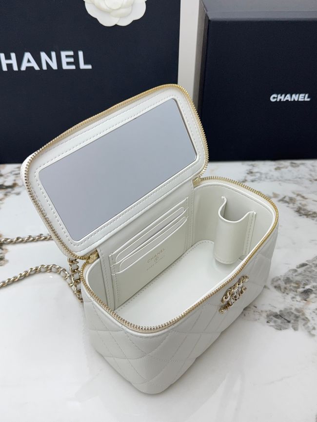 Chanel Vanity with Chain AP5182 white Chanel Vanity with Chain AP5182 white