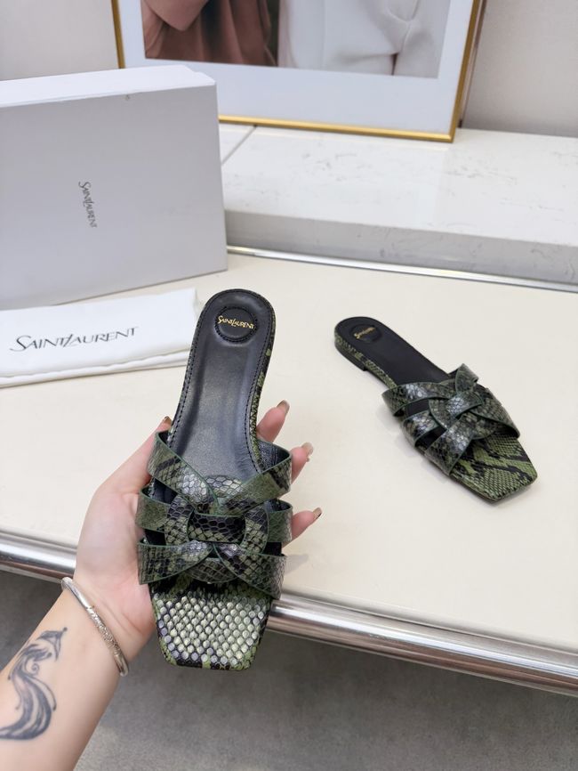 Saint Laurent tribute SANDALS in smooth leather 875936-9