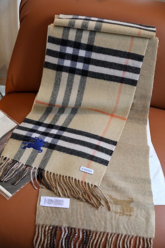 Burberry cashmere scarf BU0031-1