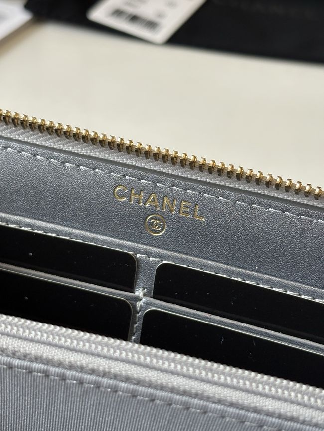 Chanel Classic Zipped Wallet AP5077 Silvery