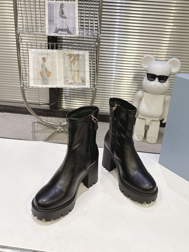 Prada Monolith brushed leather Chelsea boots G085-9
