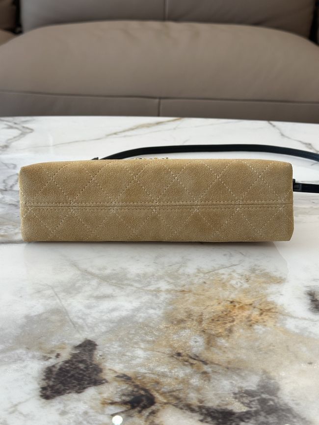 Chanel Clutch with Chain AP5540 tan