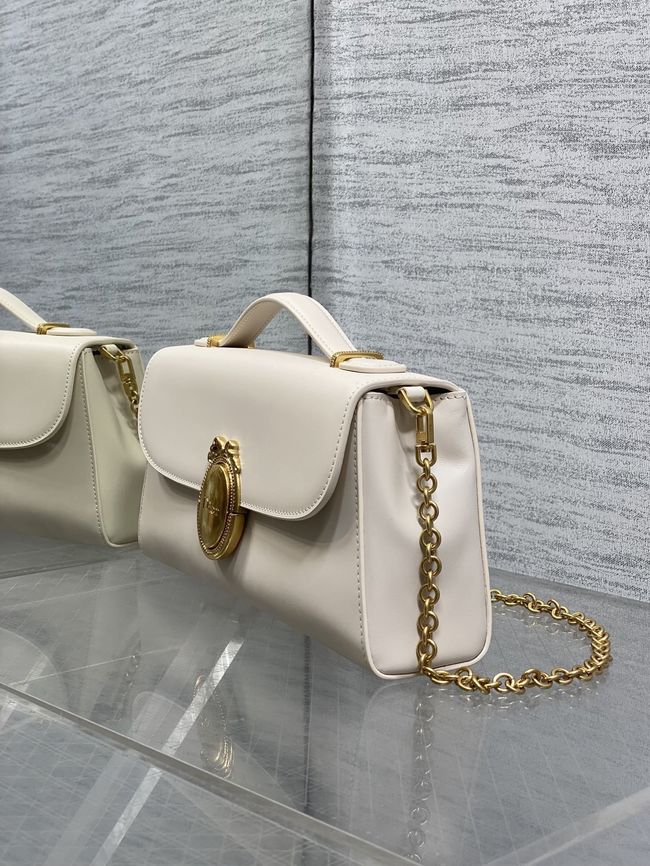 Dior Medaillon Pouch Smooth Calfskin M3671 Cream