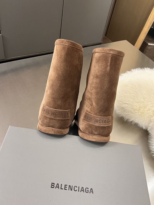 Balenciaga ALASKA womens ankle boots 12200-1