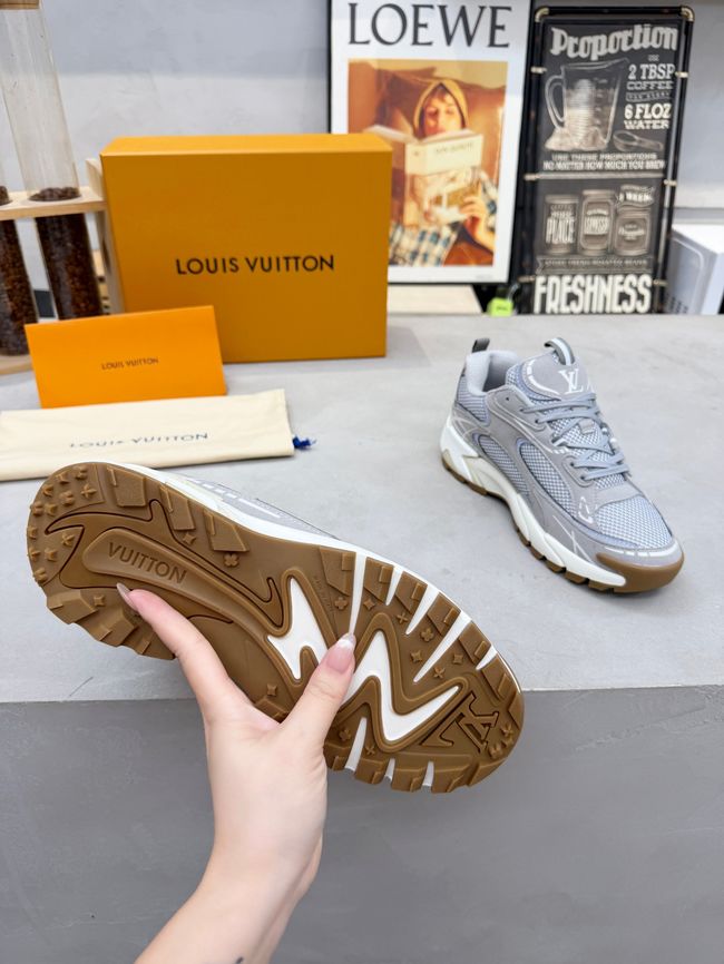 Louis Vuitton Tatic Runner Sneaker 1AKC4L-4
