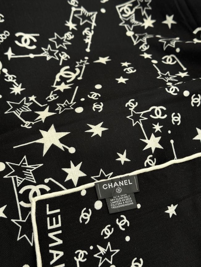Chanel Wool and Silk Shawl AAC493-2