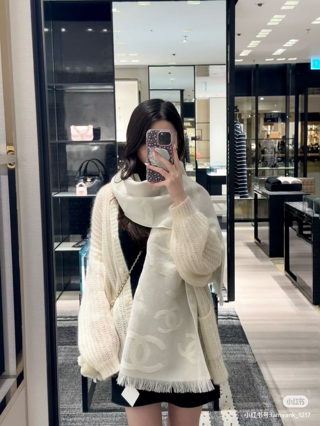 Chanel Cashmere Scarf AAC079-2