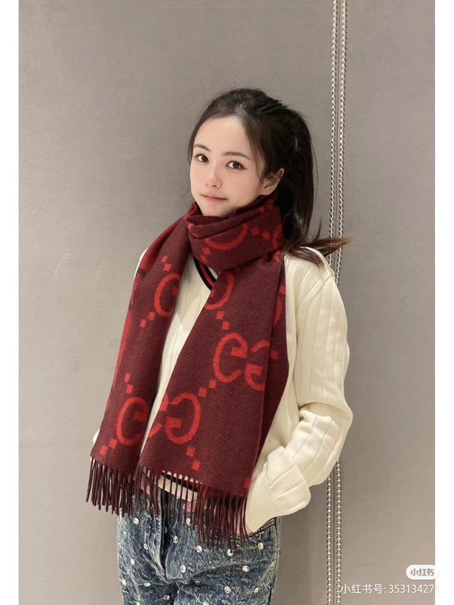 Gucci Reversible Cashmere scarf 777067-4