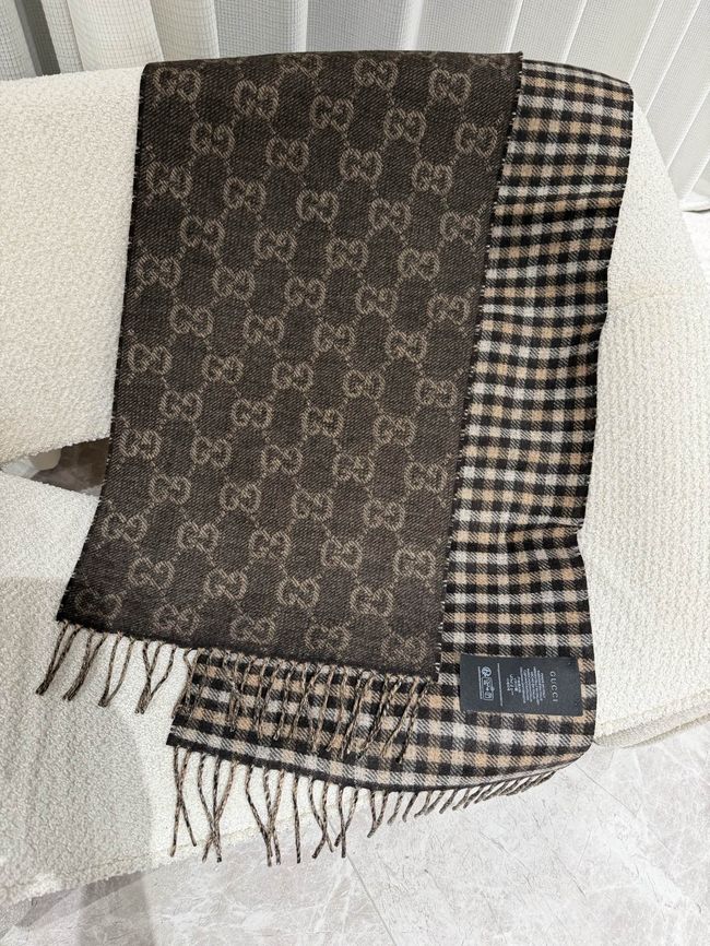 Gucci Reversible Cashmere scarf A010HK-2