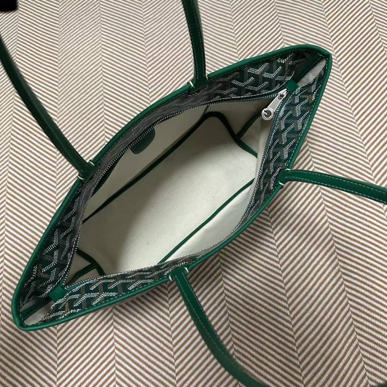 Goyard Calfskin Leather Tote Bag 20218 green